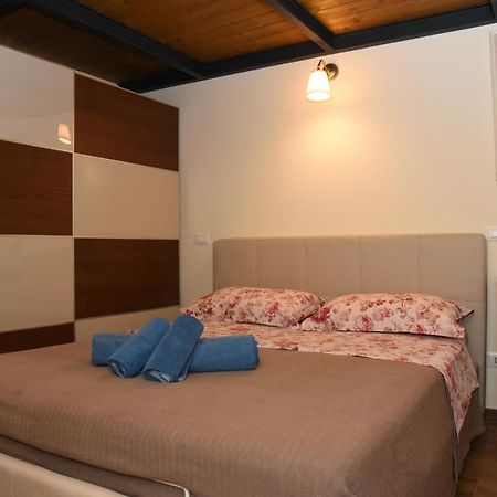 Casa Masuccio Lägenhet Salerno Exteriör bild