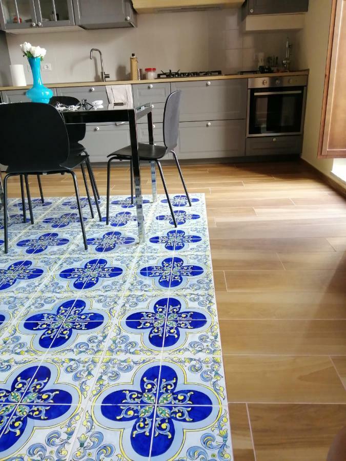 Casa Masuccio Lägenhet Salerno Exteriör bild